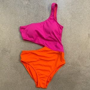 Croatian Cut Out Swim